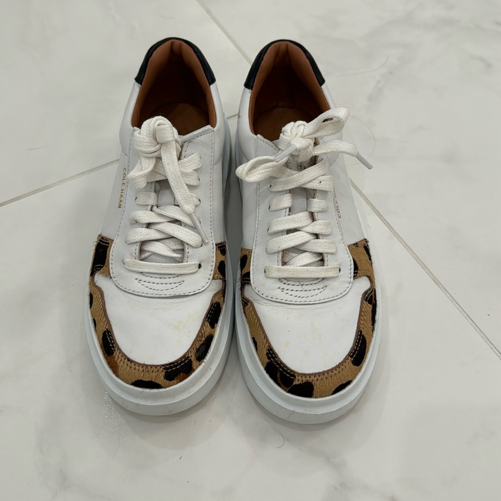 Cool haan sneakers size 6
